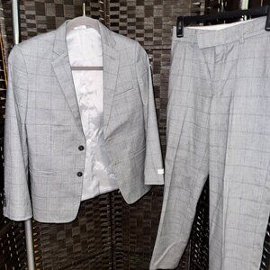 CALVIN CLEIN BOYS SIUT SIZE 12R